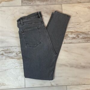 LOFT High Waist Skinny Jeans Gray Wash Size 28 / 6 Slim Pockets Button Fly